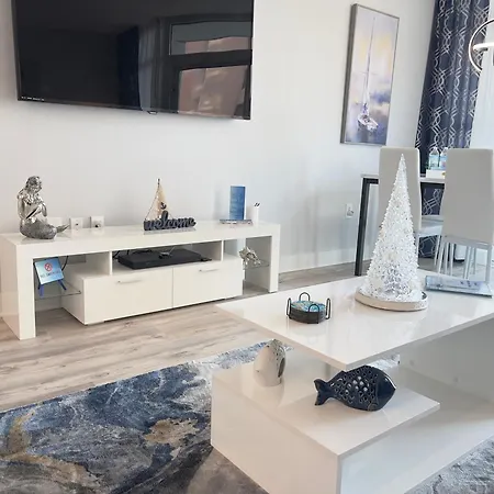 Stylish Oceanview Getaway Modern 1Br At Carolinian Resort